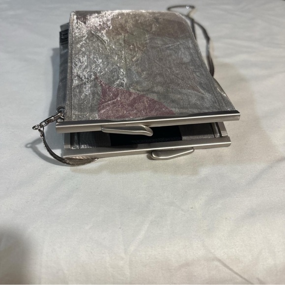 Bo’s Art Studio The Opera Collection Gray Leaf Pattern Evening Bag EUC - Picture 12 of 14